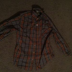 An orange and gray shirt